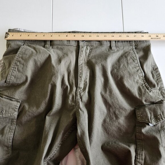 Cargo Shorts Men 38 Lot of 2 Eddie Bauer Oakley Cotton Pockets Outdoor Zip Fly - Picture 3 of 13